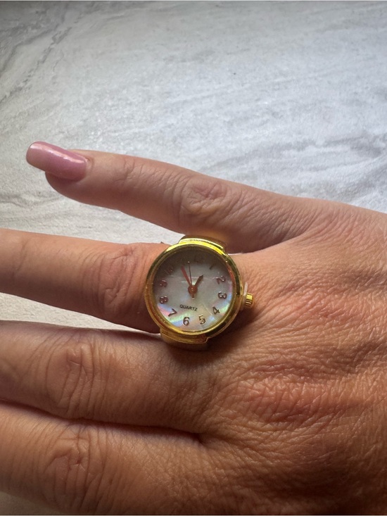 eye candy Jewelry - Quartz Ring Watch Beautiful Mother-of-Pearl Face “Trust Me Ladies Cute & Useful”